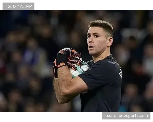 战术板：毕尔巴鄂竞技边路传中体系解析 巴尔韦德如何激活尼科威廉姆斯